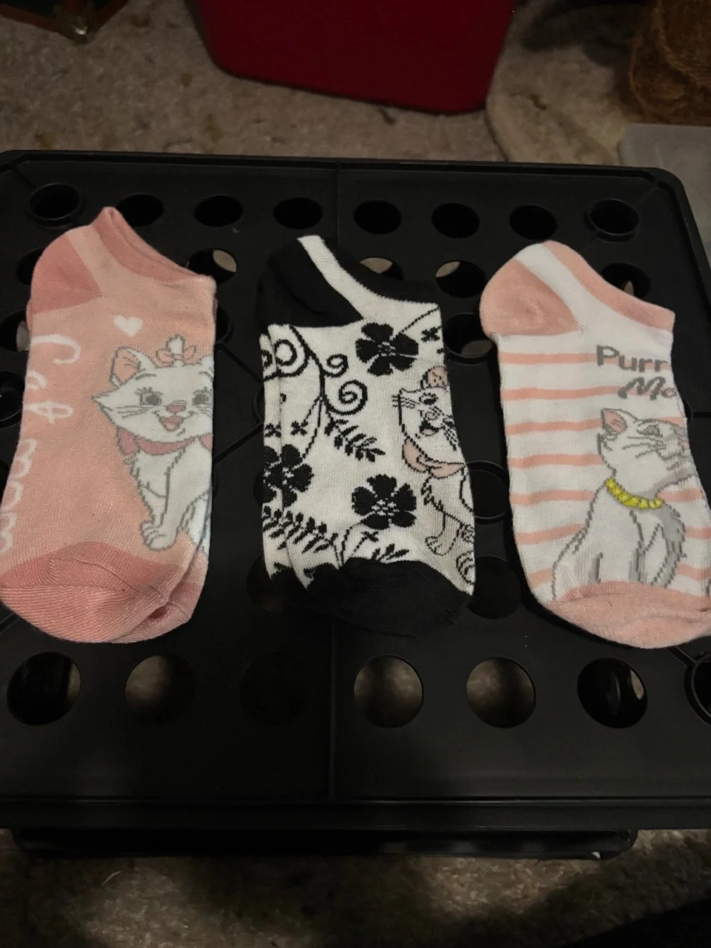 Disney Women Cat socks